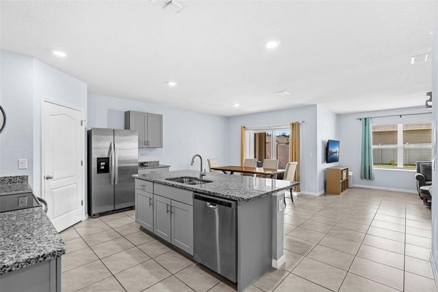 869 GUNNISON DRIVE, Orange City, FL 32763