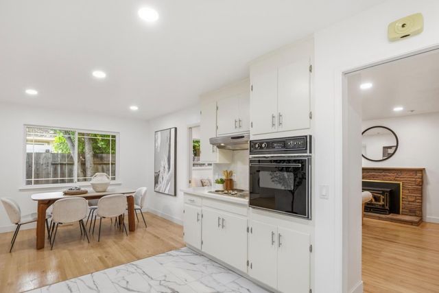 1985 Minna Way, San Jose, CA 95124