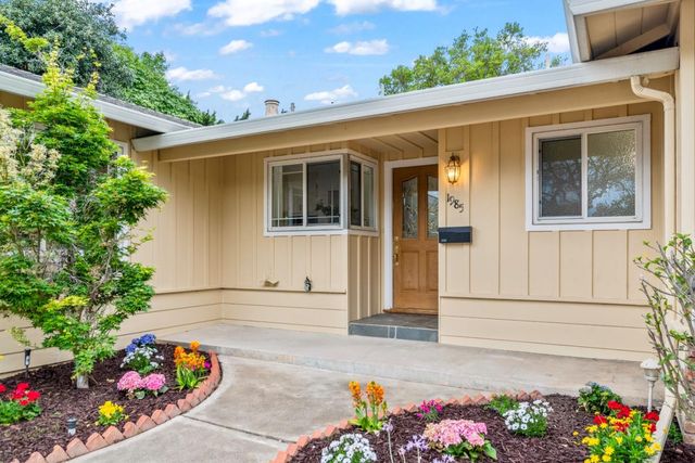 1985 Minna Way, San Jose, CA 95124