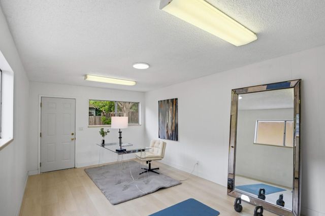 1985 Minna Way, San Jose, CA 95124