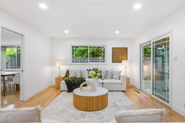 1985 Minna Way, San Jose, CA 95124