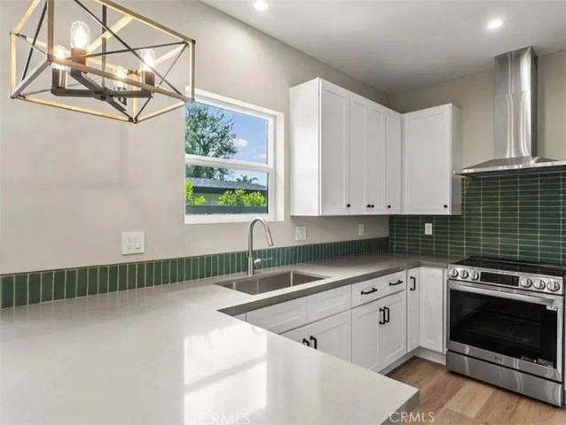 738 Center C, Costa Mesa, CA 92627