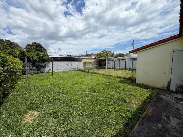 3361 SW 28th St, Miami, FL 33133