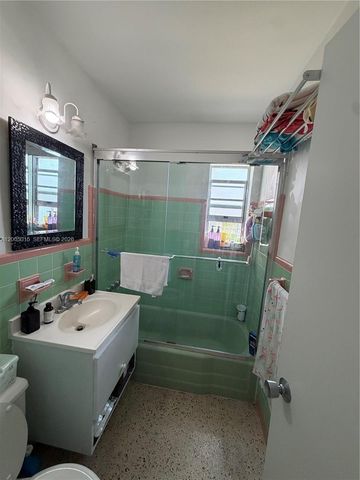 3361 SW 28th St, Miami, FL 33133