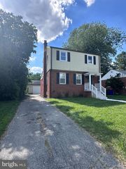 9702 53RD AVE, College Park, MD 20740