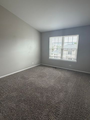 902 Sturnbridge Court, Schaumburg, IL 60173