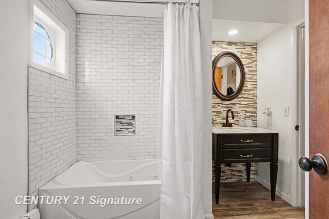 4301 Bradford Drive, Saginaw, MI 48603