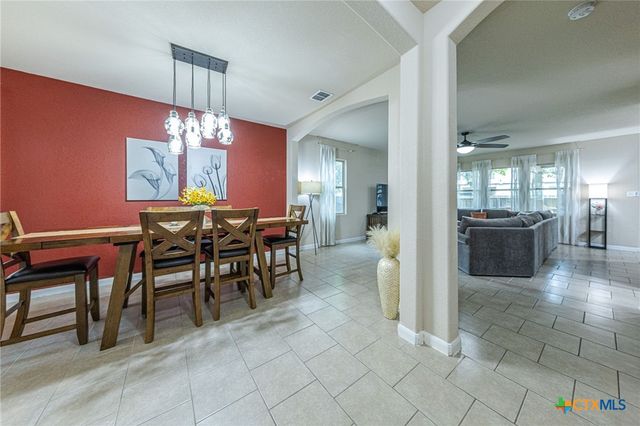 4431 Hogg, San Antonio, TX 78223