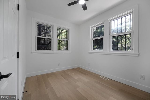 2712 S DAKOTA AVE NE, Washington, DC 20018