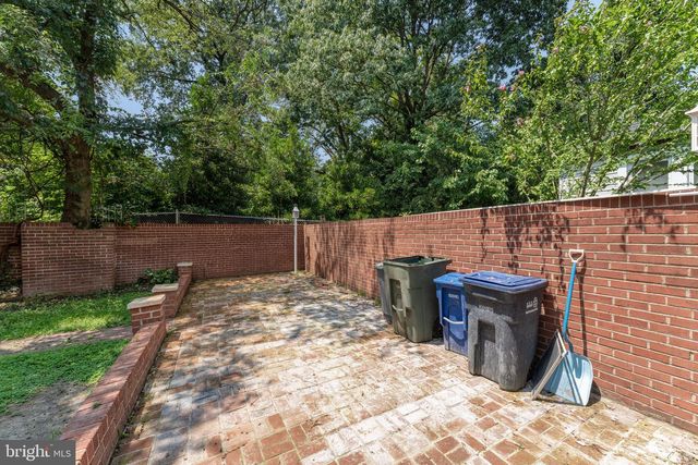 2712 S DAKOTA AVE NE, Washington, DC 20018