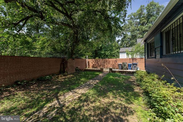 2712 S DAKOTA AVE NE, Washington, DC 20018