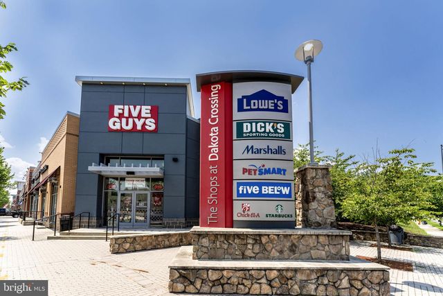 2712 S DAKOTA AVE NE, Washington, DC 20018