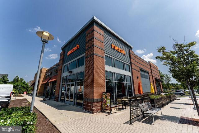 2712 S DAKOTA AVE NE, Washington, DC 20018