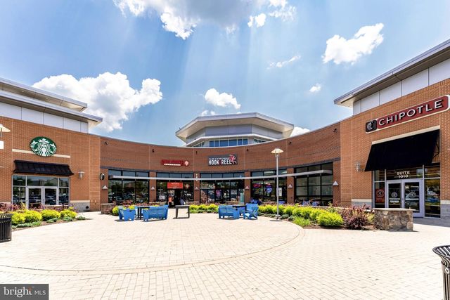 2712 S DAKOTA AVE NE, Washington, DC 20018