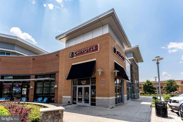 2712 S DAKOTA AVE NE, Washington, DC 20018