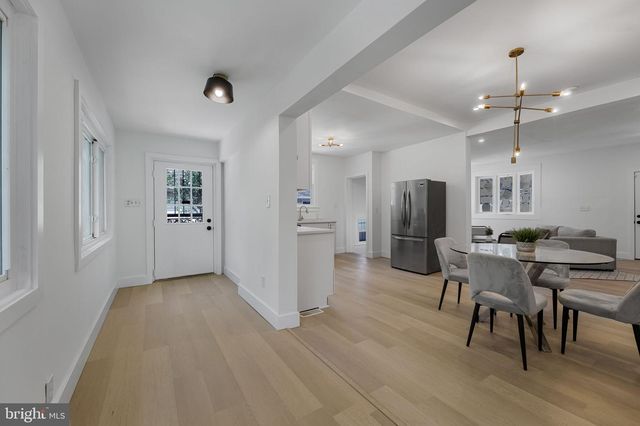 2712 S DAKOTA AVE NE, Washington, DC 20018