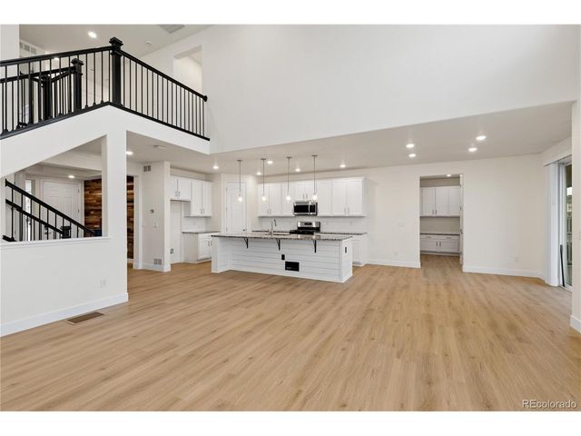 205 Green Valley Cir, Castle Pines, CO 80108