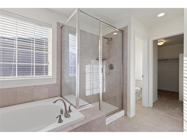 205 Green Valley Cir, Castle Pines, CO 80108