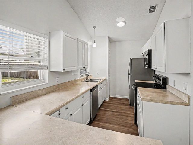 207 LAKE MCCOY DRIVE, Apopka, FL 32712