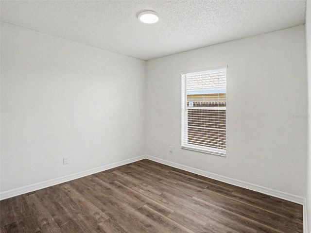 207 LAKE MCCOY DRIVE, Apopka, FL 32712