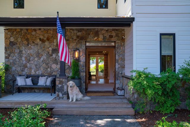 4189 Silverado Trl, Calistoga, CA 94515