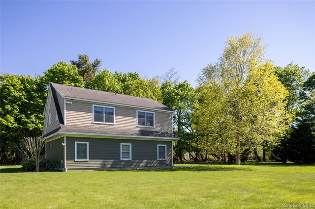 427 Sound Road, Greenport, NY 11944