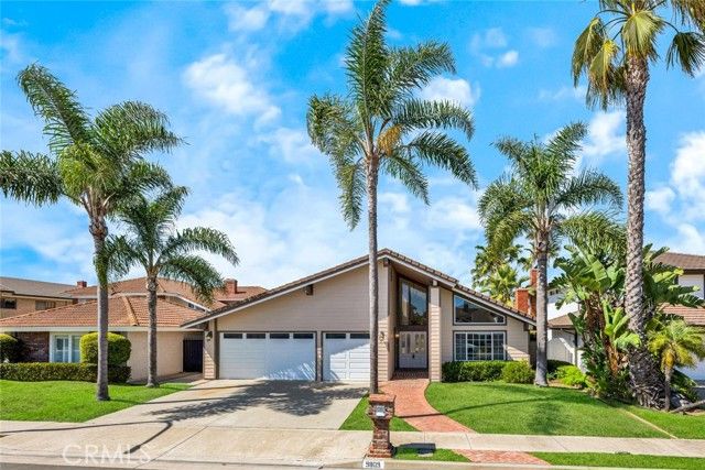 9809 Red River Circle, Fountain Valley, CA 92708