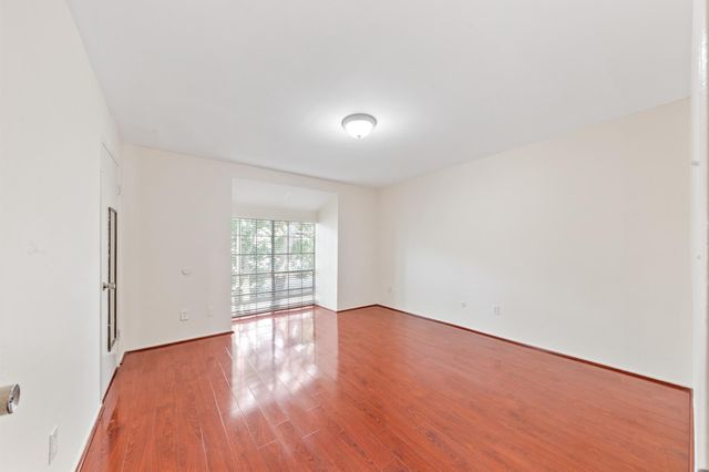 12633 Memorial Drive 170, Houston, TX 77024