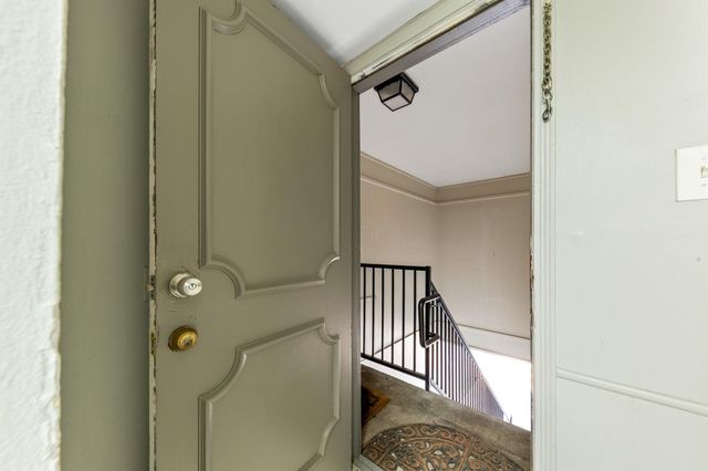 12633 Memorial Drive 170, Houston, TX 77024