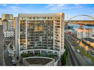 949 Nw OVERTON St 301, Portland, OR 97209