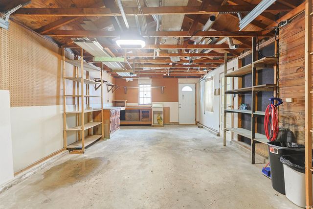 108 N West Street, Milford, IN 46542