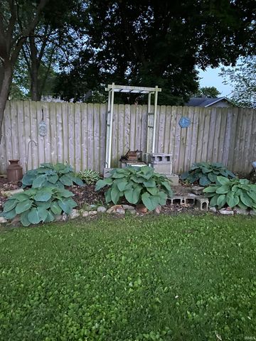 108 N West Street, Milford, IN 46542