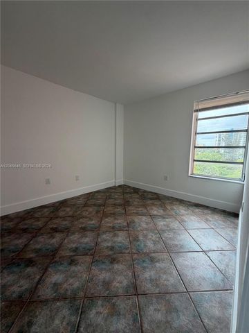 4801 NW 7th Street 60816, Miami, FL 33126