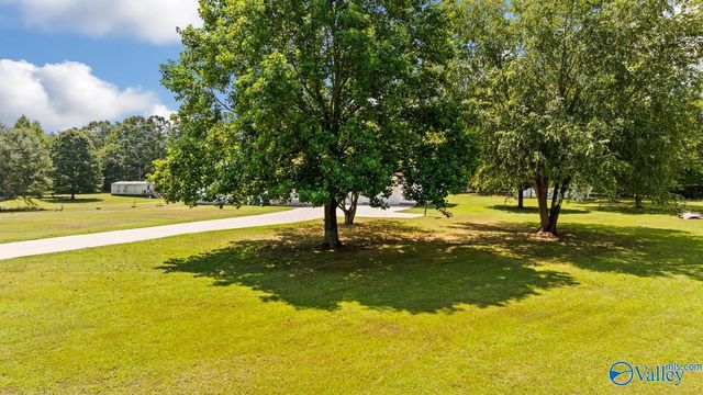 581 4th Street SW, Sylvania, AL 35988
