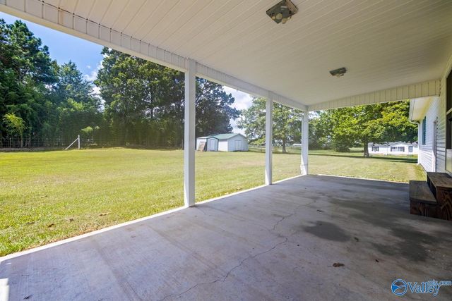 581 4th Street SW, Sylvania, AL 35988