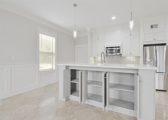 2802 Morrison Street 109, Houston, TX 77009