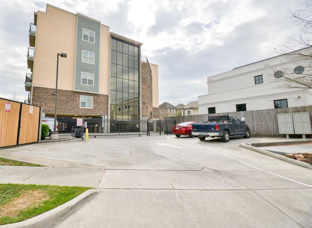 2802 Morrison Street 109, Houston, TX 77009