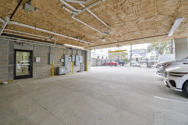 2802 Morrison Street 109, Houston, TX 77009