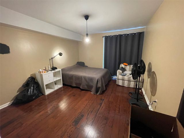 4643 Wild Indigo Street 399, Houston, TX 77027