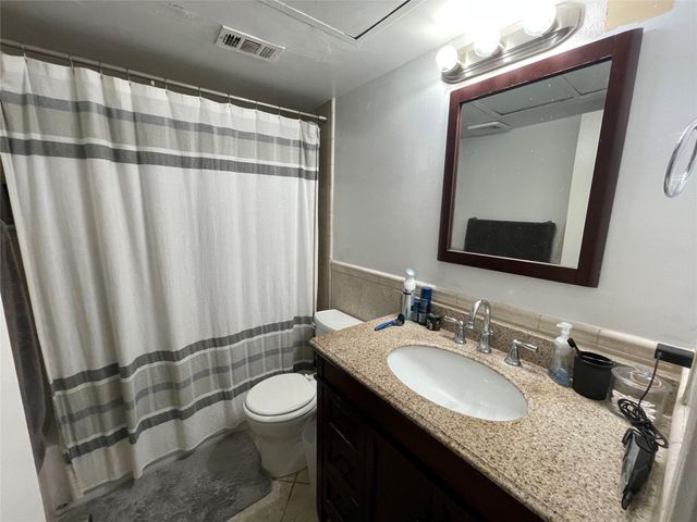 4643 Wild Indigo Street 399, Houston, TX 77027