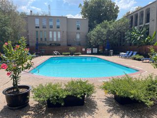 4643 Wild Indigo Street 399, Houston, TX 77027