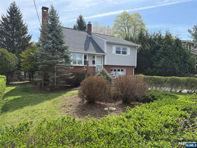 54 Central Avenue, Ramsey, NJ 07446