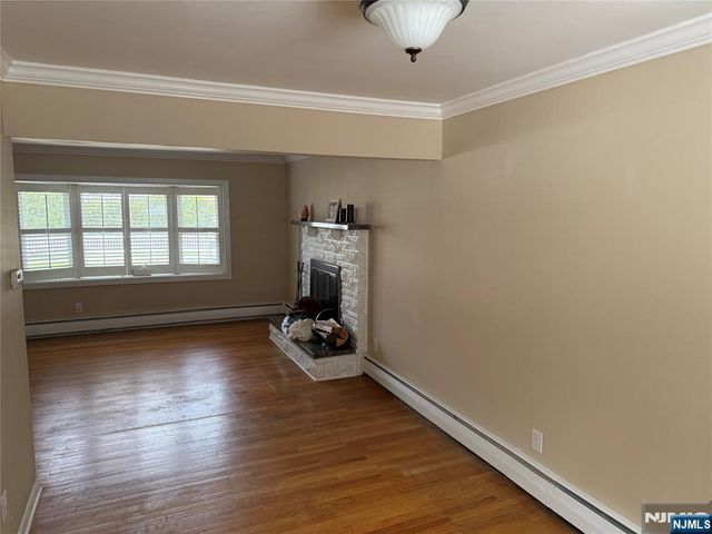 54 Central Avenue, Ramsey, NJ 07446