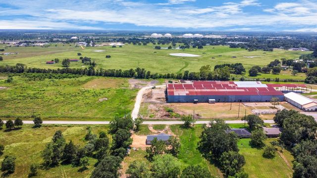 1030 San Felipe Road, Sealy, TX 77474