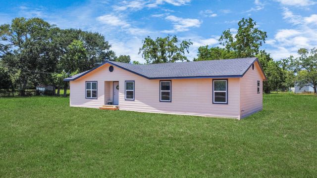 1030 San Felipe Road, Sealy, TX 77474