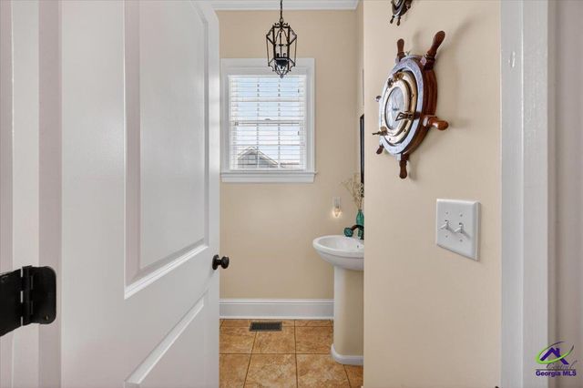 1081 Ash Street, Macon, GA 31210