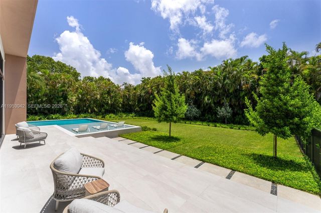 5825 SW 111th Terrace, Pinecrest, FL 33156