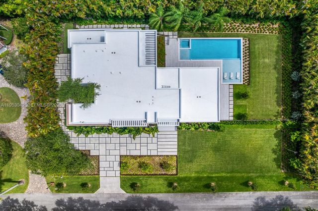 5825 SW 111th Terrace, Pinecrest, FL 33156