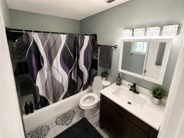 4610 Brunswick Drive, Eight Mile, AL 36613