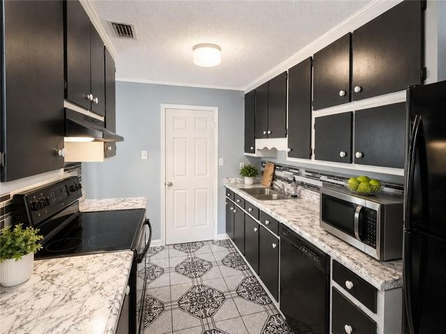 4610 Brunswick Drive, Eight Mile, AL 36613